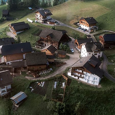 Mountain Chalet Pia La Valle Exterior foto