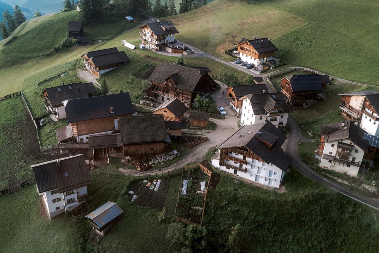 Mountain Chalet Pia La Valle Exterior foto